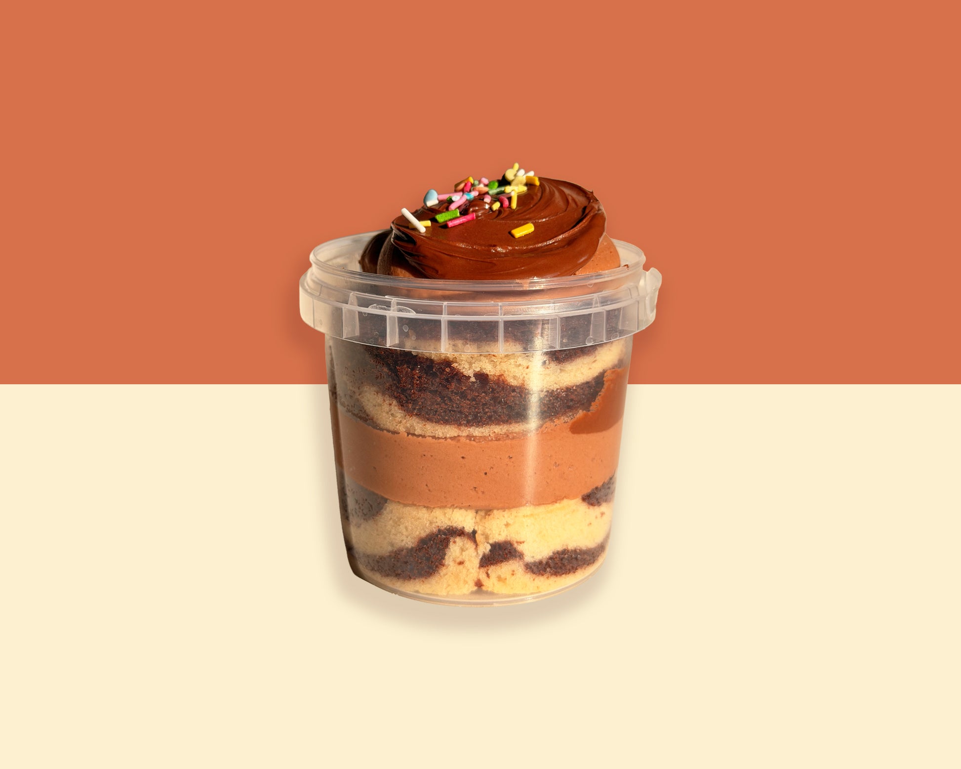 Marble & Hazelnut Cream Cake Tub