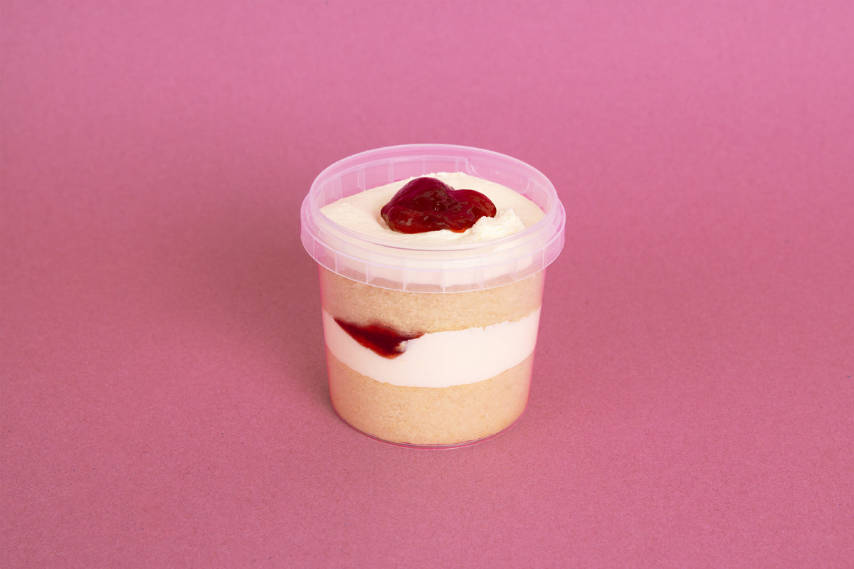 Victoria Sponge  Cake Tub