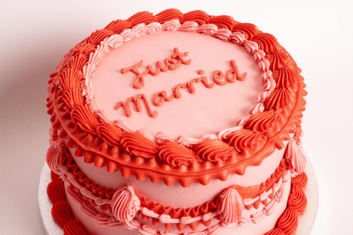 Just Married Vintage Wedding Cake