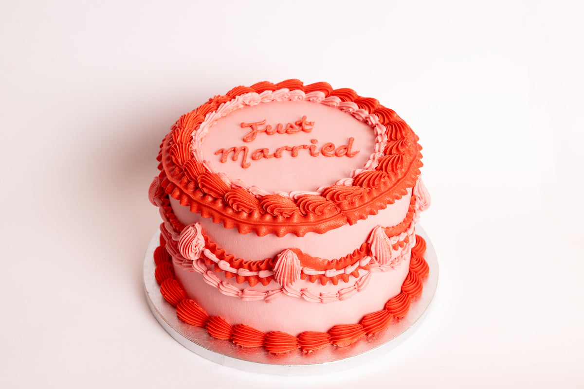 Just Married Vintage Wedding Cake