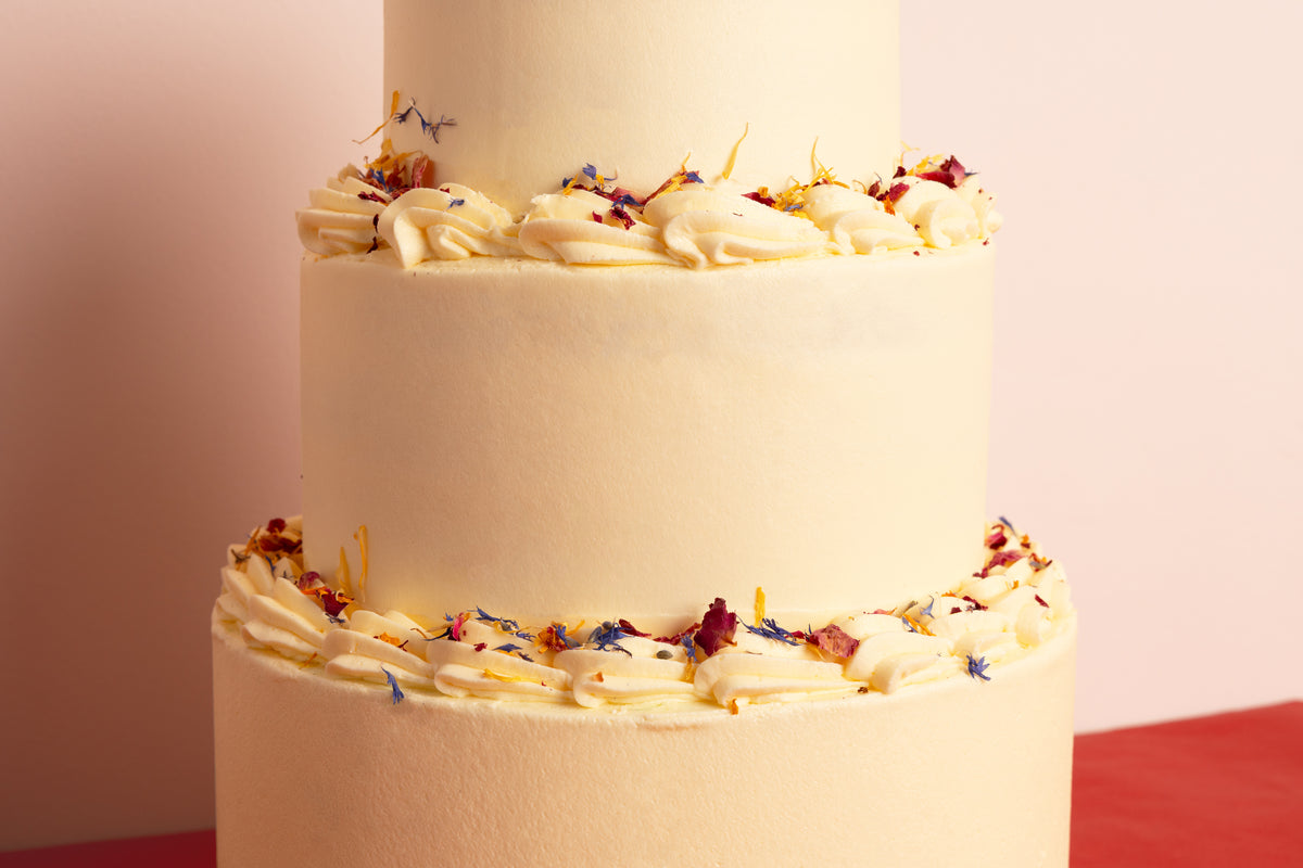 3 Tier Edible Flowers Wedding Cake (Copy)
